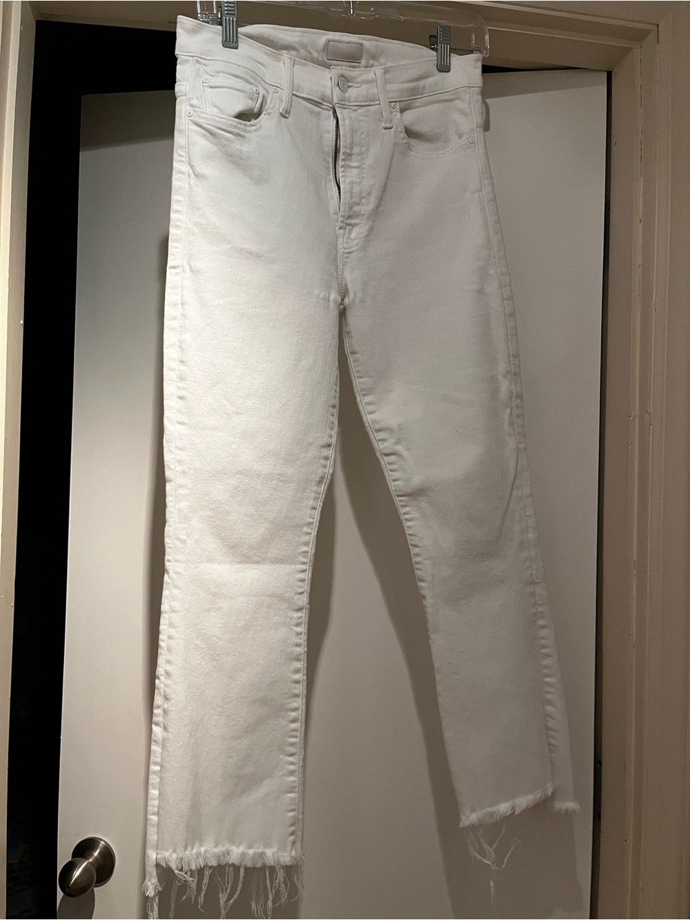 MOTHER The Insider Crop Step Fray White Jeans